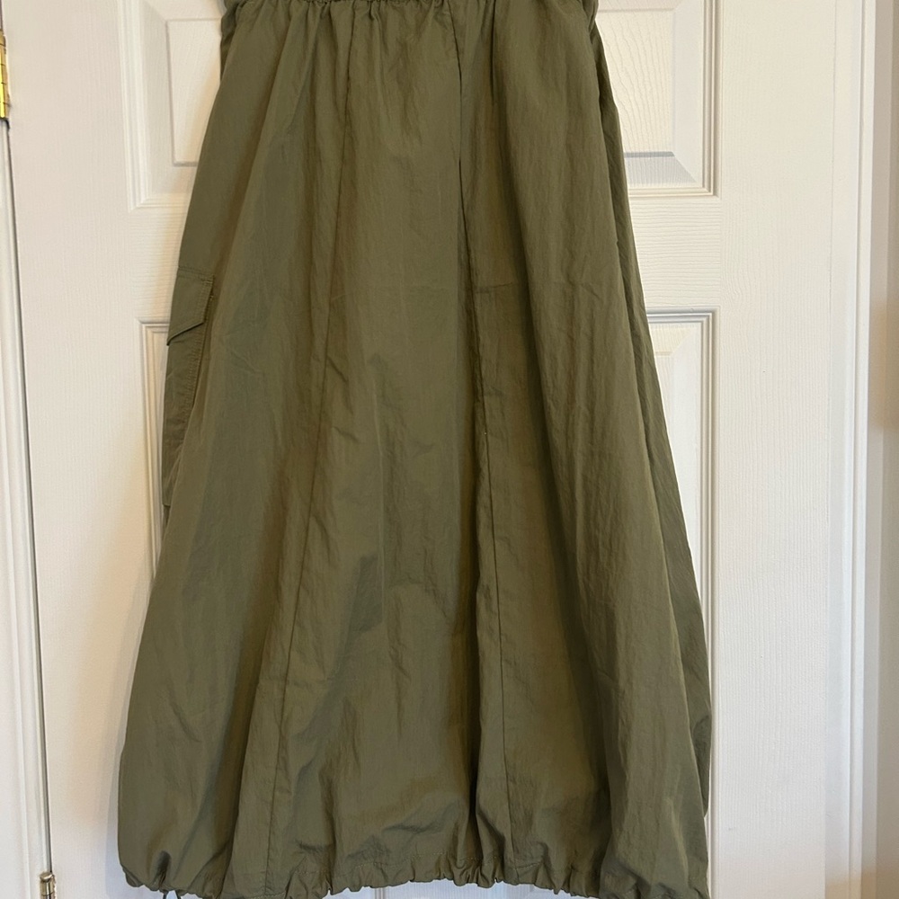 New without tags- Timberland Khaki A-Line nylon cargo  Skirt